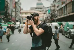 Fotografia a prawo: gdzie, kiedy i jak NAPRAWDĘ nie wolno robić zdjęć? [2025]